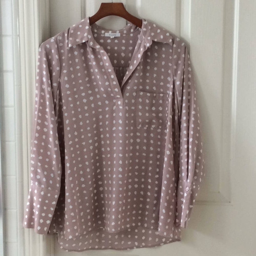 PLEIONE Back Chiffon Hi-Lo Blouse